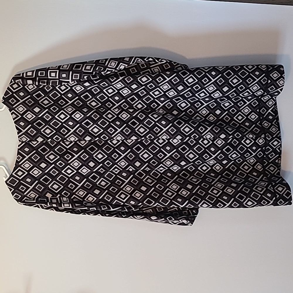 LOFT Dress diamond patterned black & gold - Picture 4 of 5